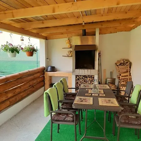 بيت للعطل House Hanka, High Tatras *